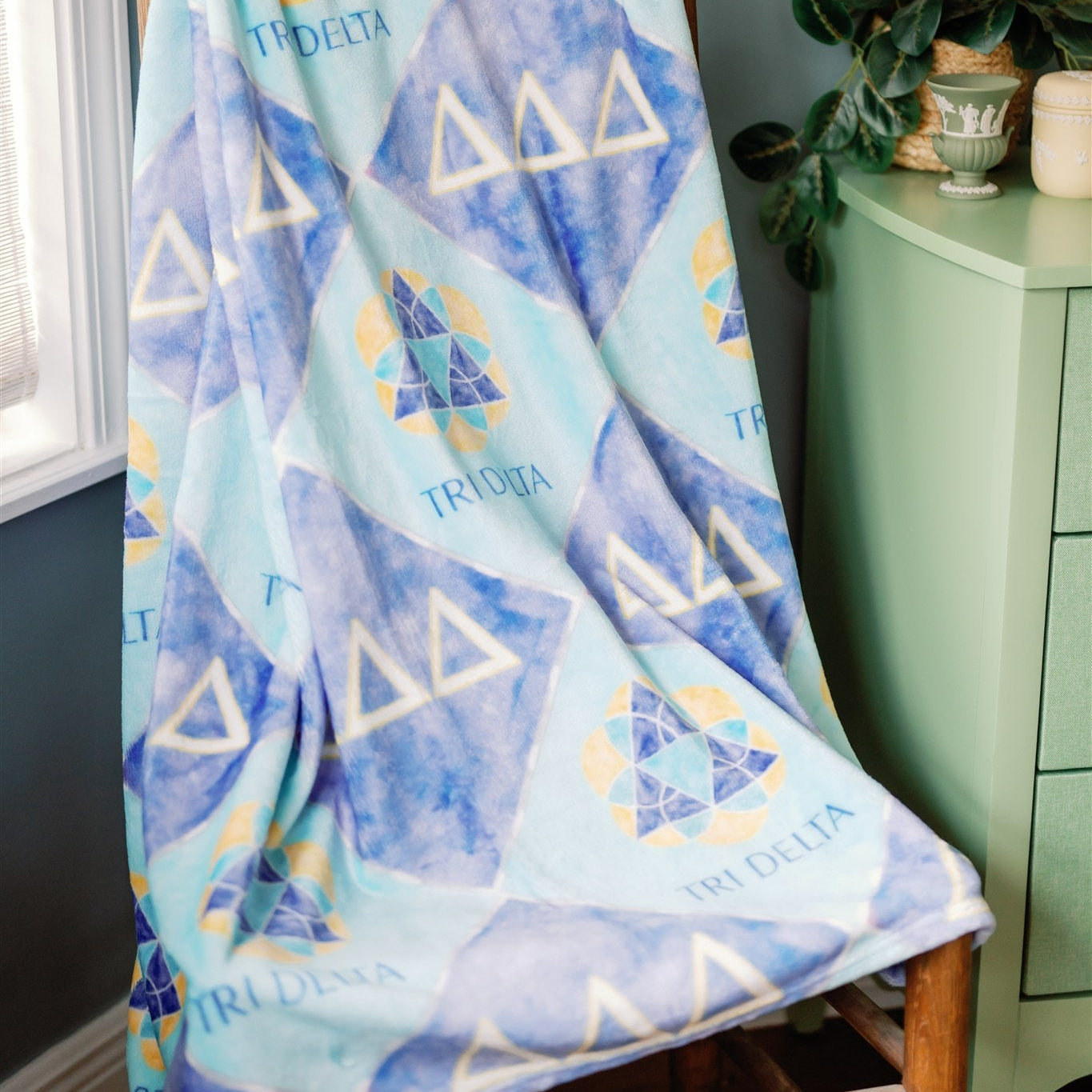Delta Delta Delta (Tri Delta) Flannel Fleece Blanket